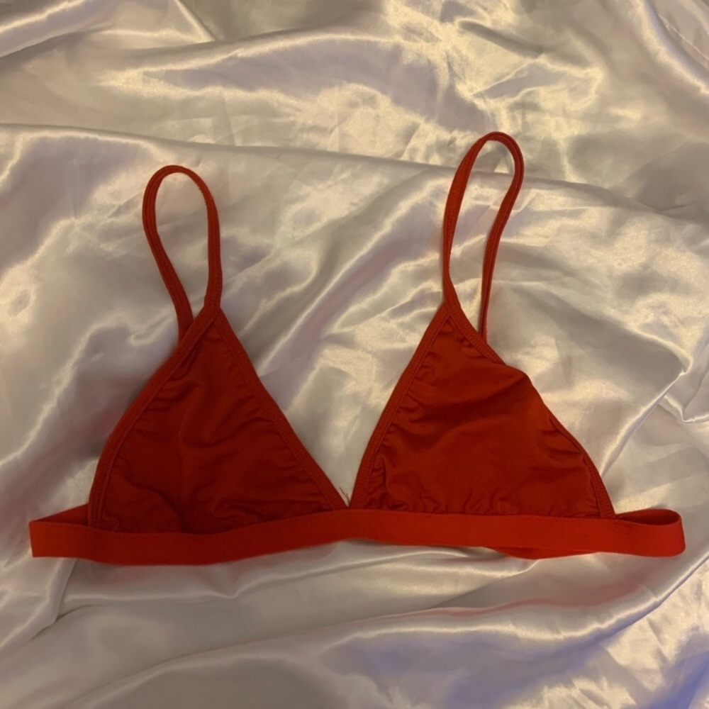 Red bikini top size small